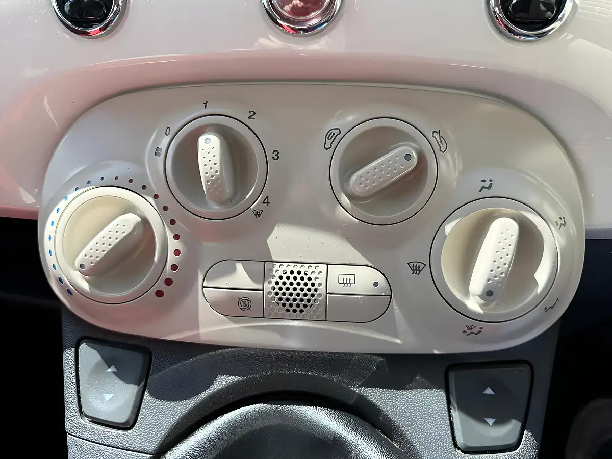 Used 2012 Fiat 500 Pop White - Interior and Exterior details 10