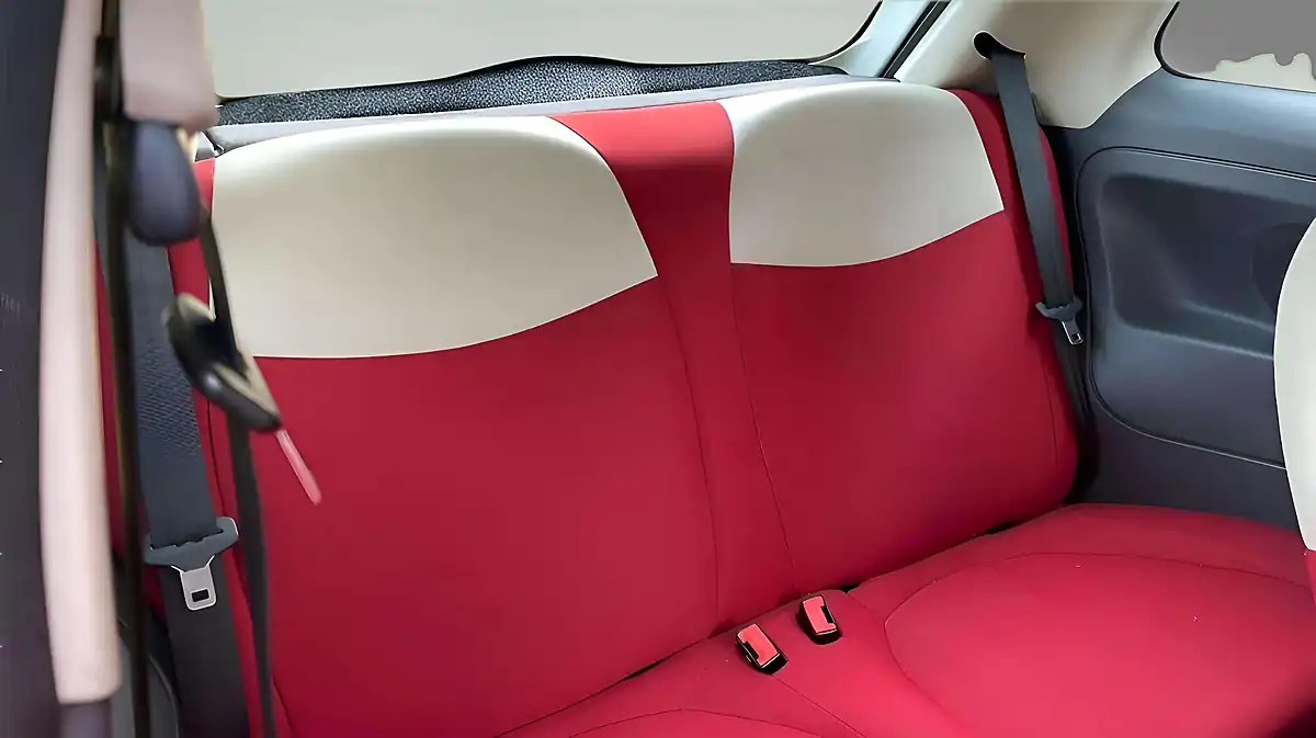 Used 2012 Fiat 500 Pop White - Interior and Exterior details 11