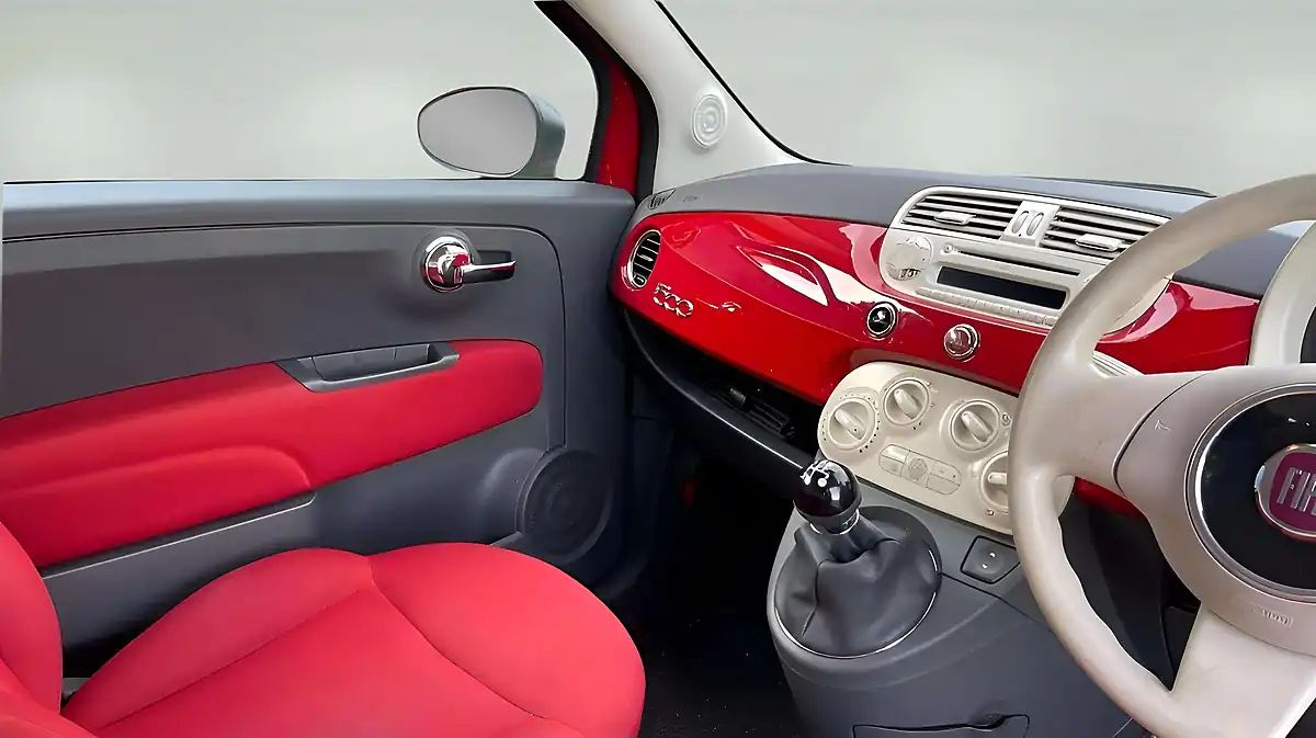 Used 2012 Fiat 500 Pop White - Interior and Exterior details 5