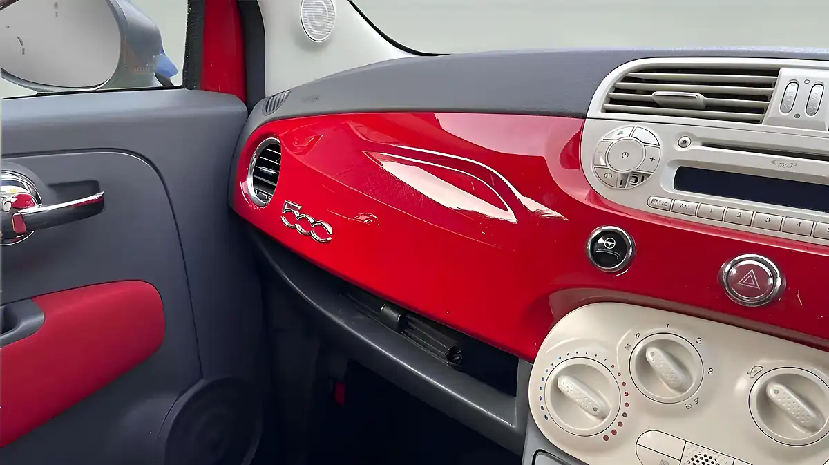 Used 2012 Fiat 500 Pop White - Interior and Exterior details 7