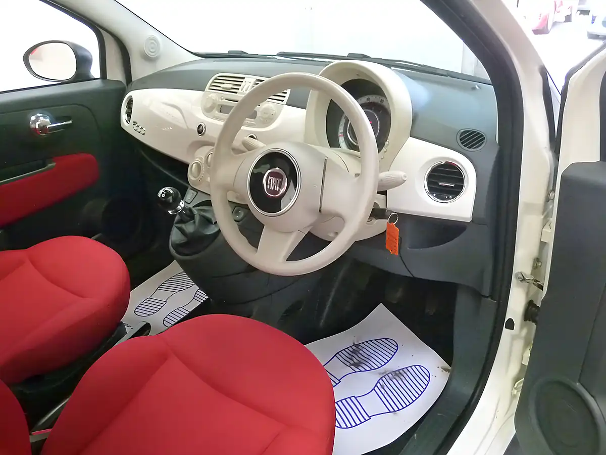 Used 2012 Fiat 500 Pop White - Interior and Exterior details 14