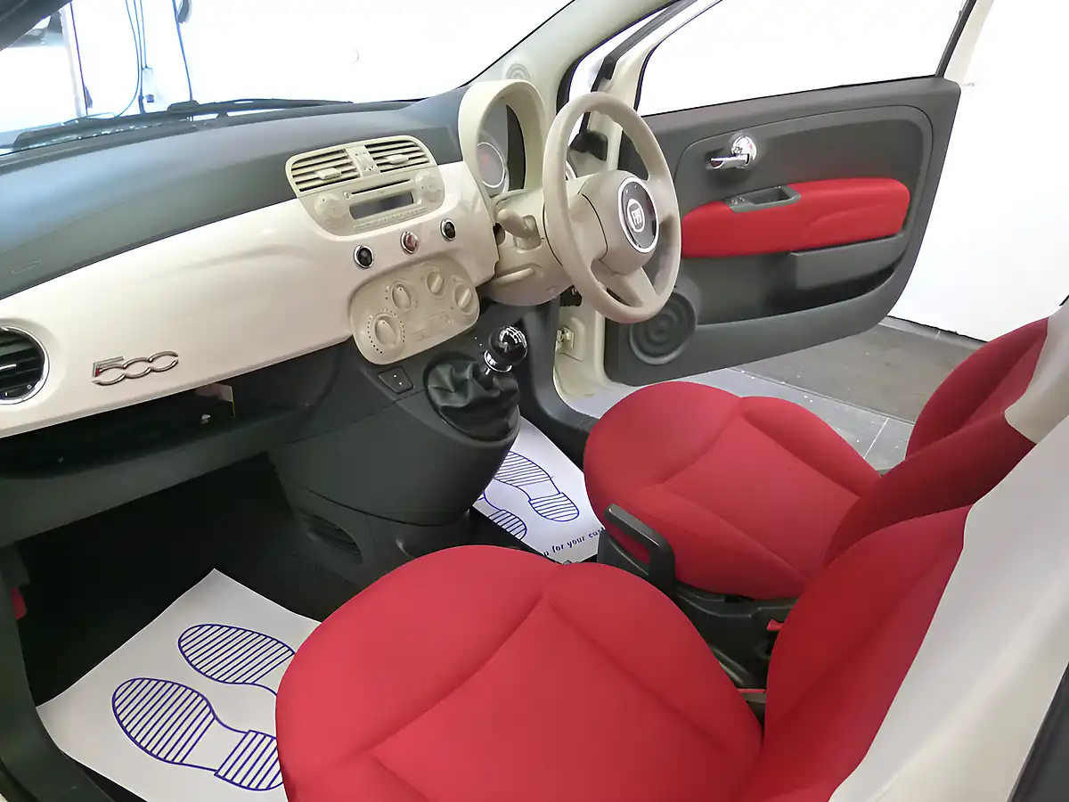 Used 2012 Fiat 500 Pop White - Interior and Exterior details 15