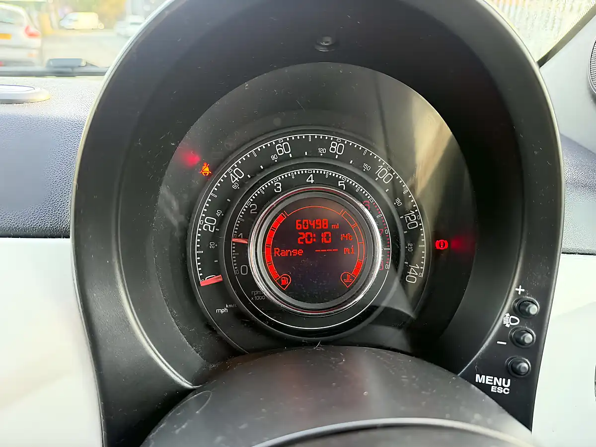 Used 2012 Fiat 500 Street White - Interior and Exterior details 14