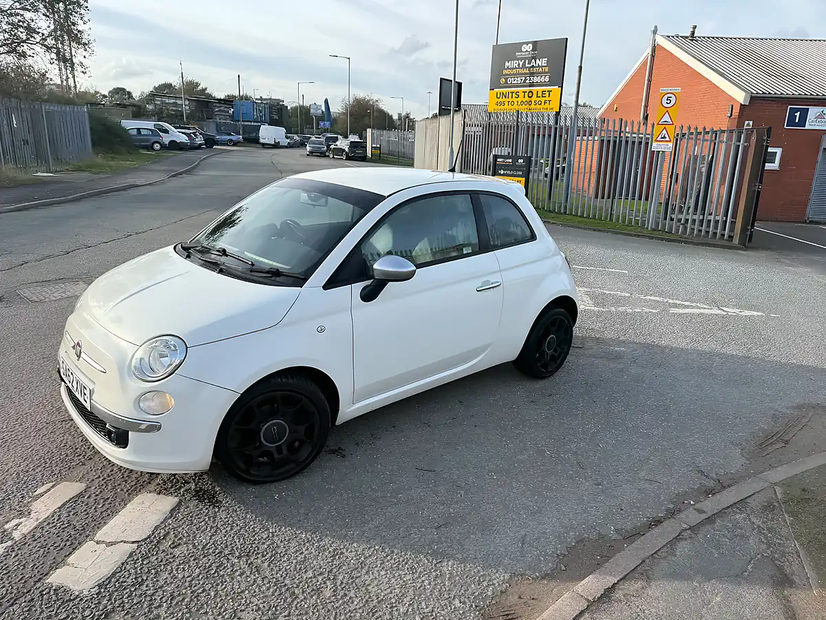 Used 2012 Fiat 500 Street White - Interior and Exterior details 5