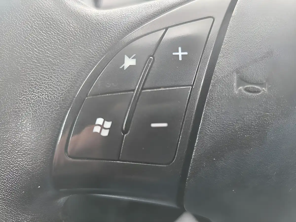Used 2012 Fiat 500C Lounge Black - Interior and Exterior details 12