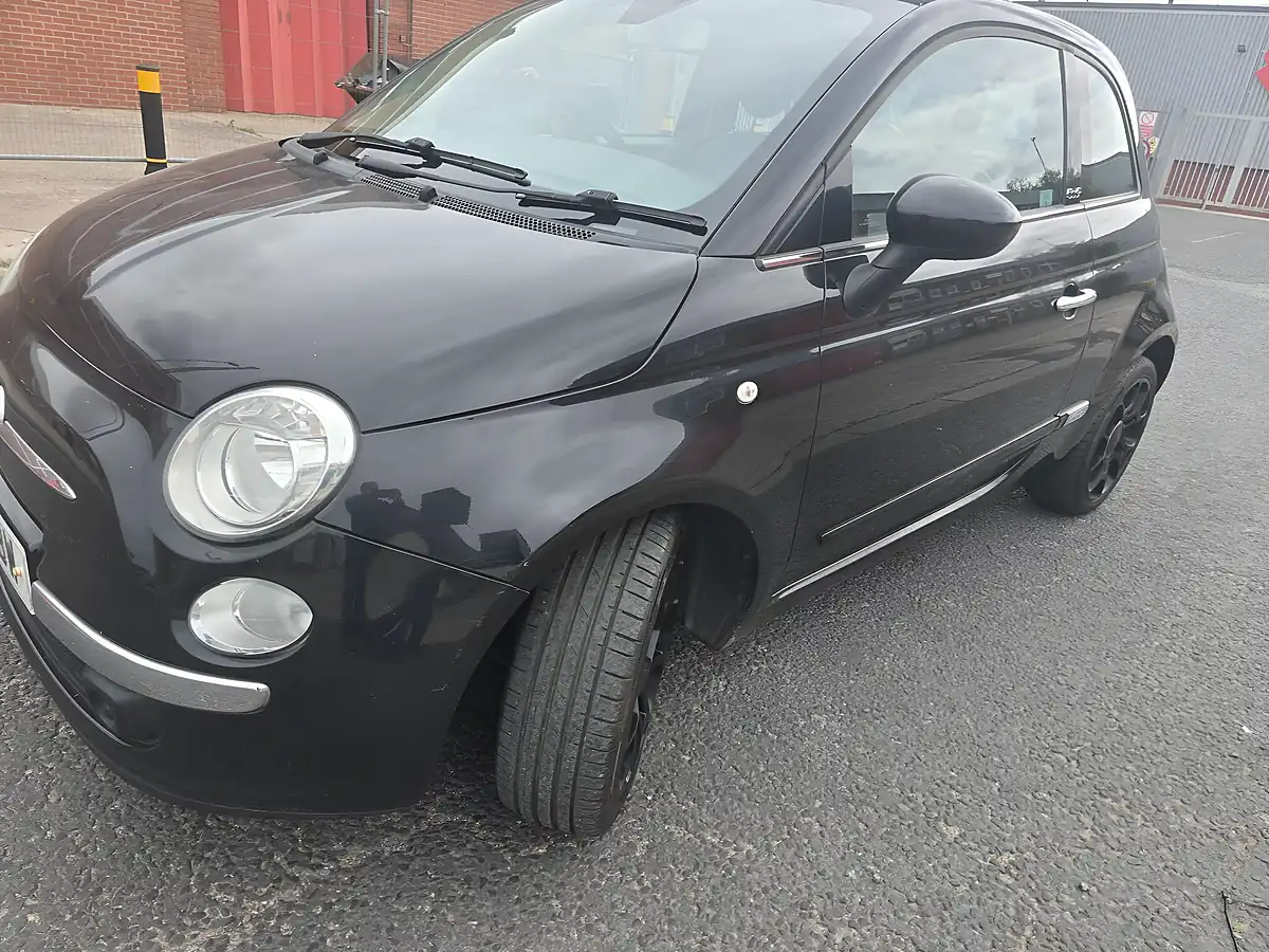 Used 2012 Fiat 500C Lounge Black - Interior and Exterior details 3