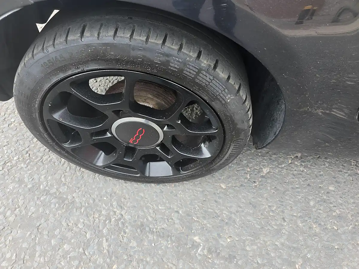Used 2012 Fiat 500C Lounge Black - Interior and Exterior details 8