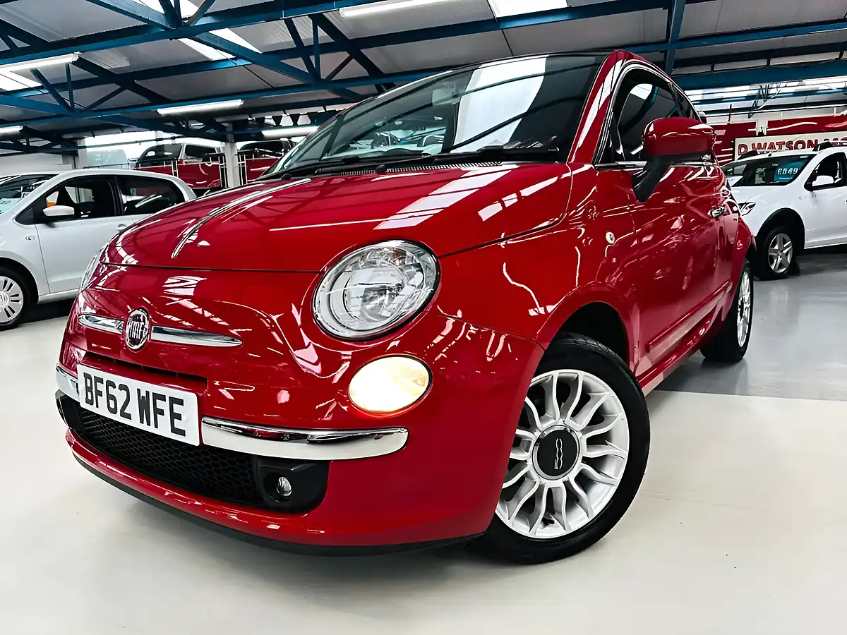 Used 2012 Fiat 500c Lounge Pasodoble Red - Interior and Exterior details 2