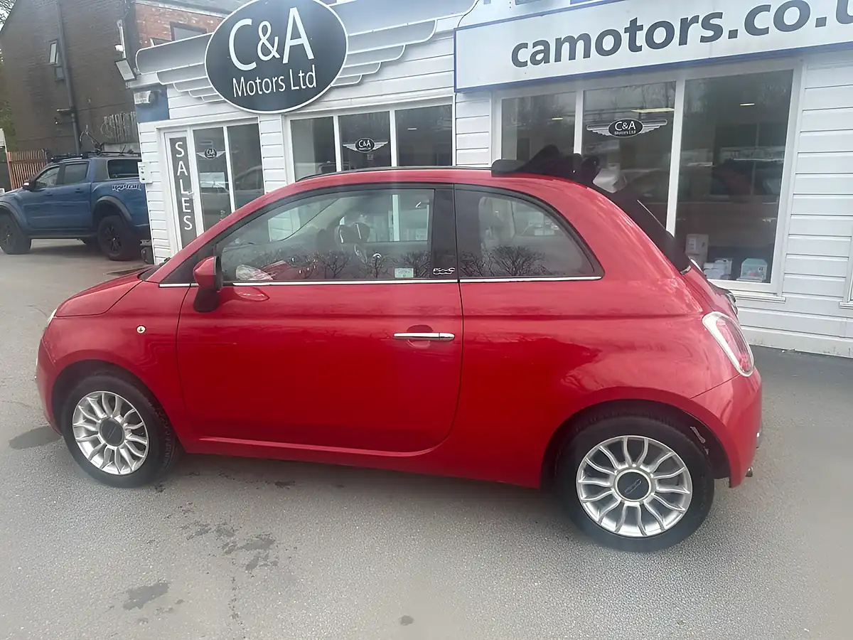 Used 2012 Fiat 500c Lounge Red - Interior and Exterior details 4