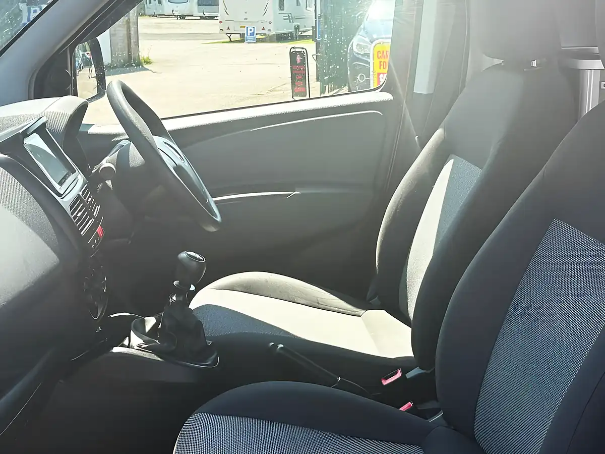 Used 2012 Fiat Doblo Active Red - Interior and Exterior details 10