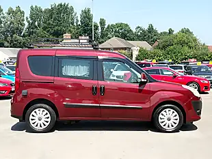 Used 2012 Fiat Doblo Active Red - Interior and Exterior details 5