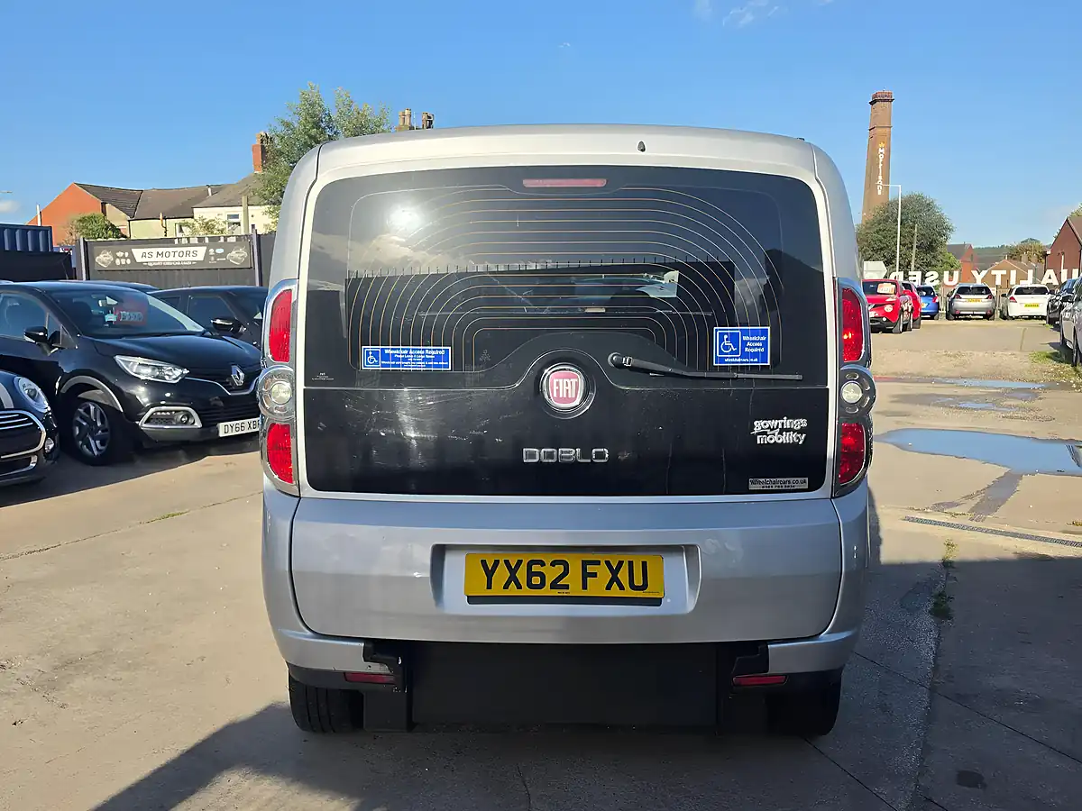 Used 2012 Fiat Doblo Mylife Grey - Interior and Exterior details 6