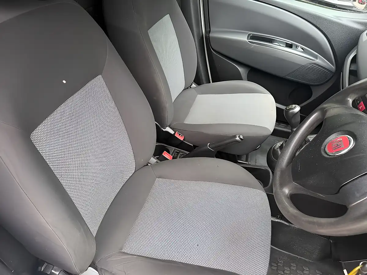 Used 2012 Fiat Doblo Panel Van White - Interior and Exterior details 12
