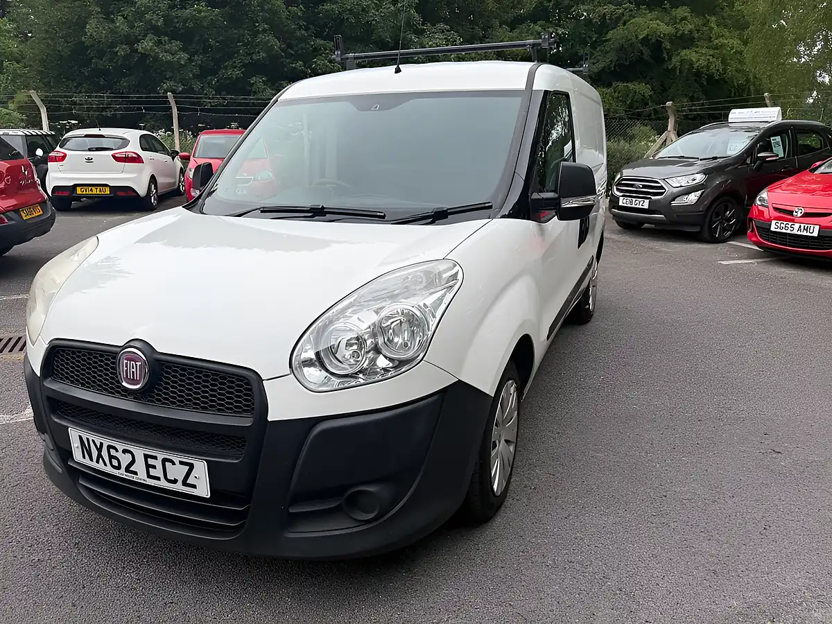 Used 2012 Fiat Doblo Panel Van White - Interior and Exterior details 2