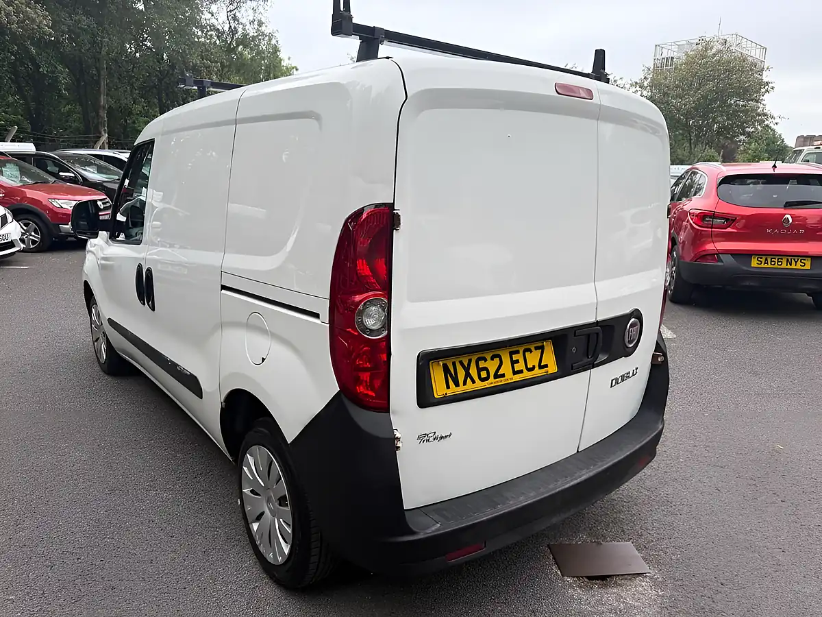 Used 2012 Fiat Doblo Panel Van White - Interior and Exterior details 4