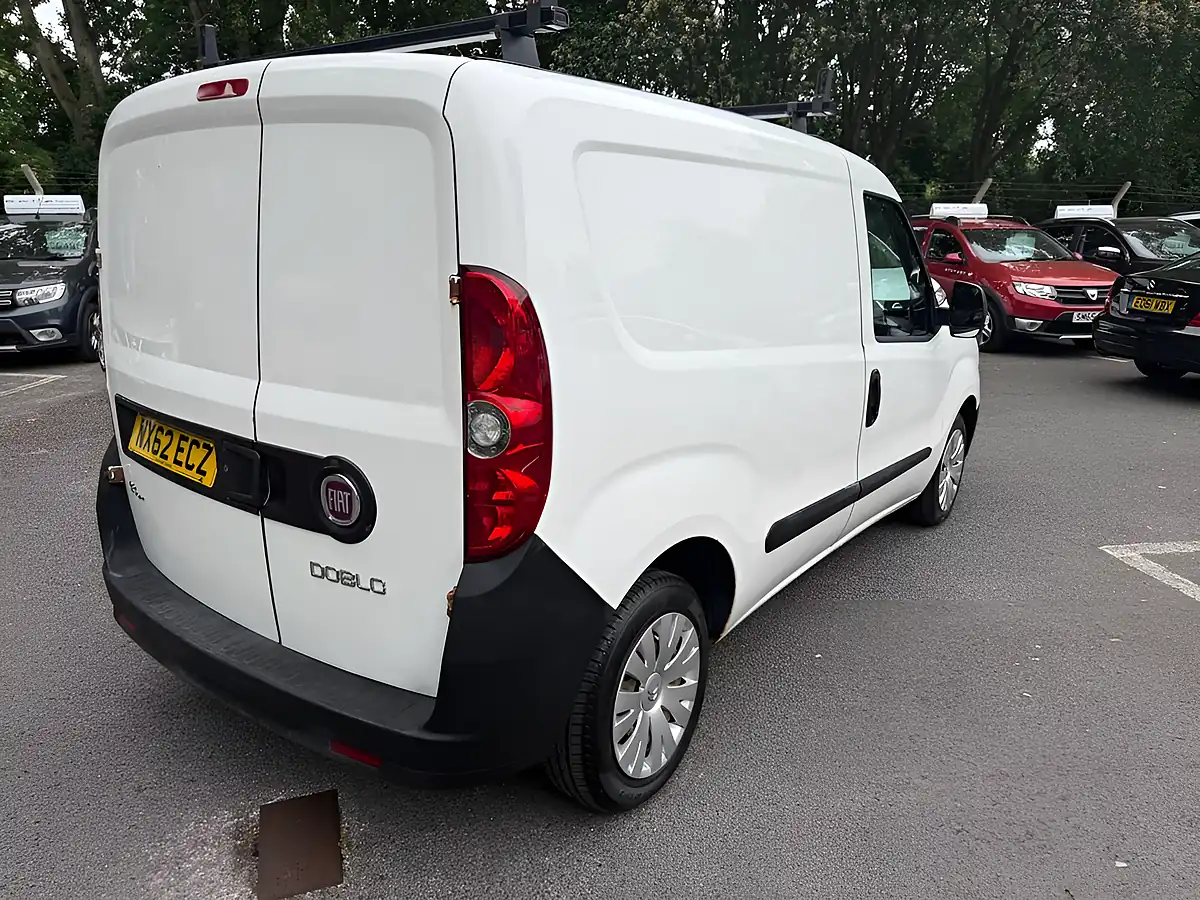 Used 2012 Fiat Doblo Panel Van White - Interior and Exterior details 6