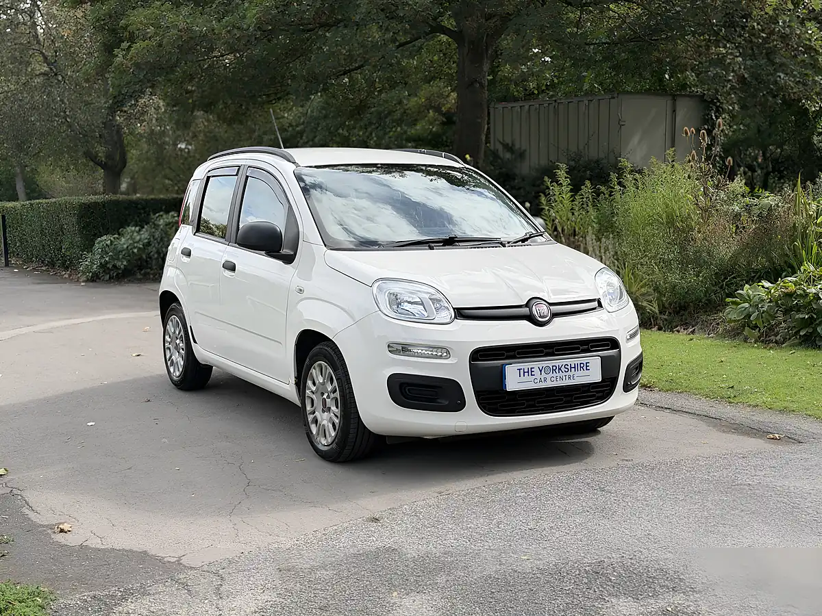 Used 2012 Fiat Panda Easy White - Front View