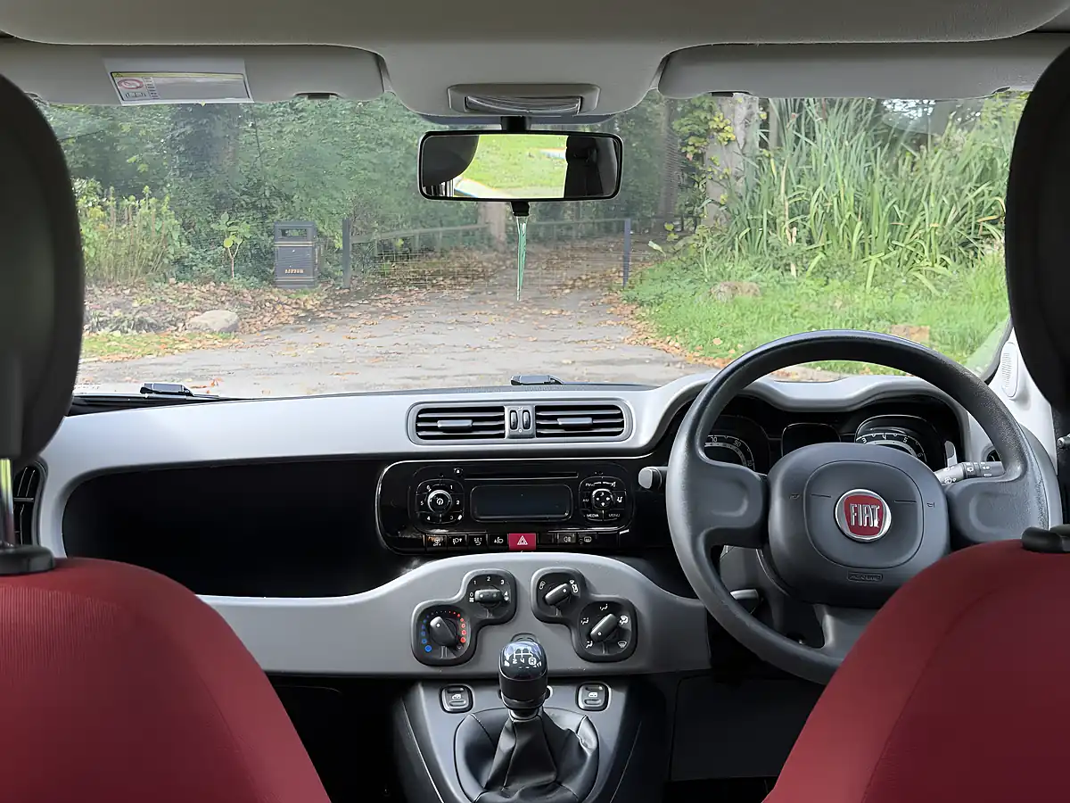 Used 2012 Fiat Panda Easy White - Interior and Exterior details 11