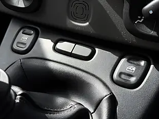 Used 2012 Fiat Panda Easy White - Interior and Exterior details 18