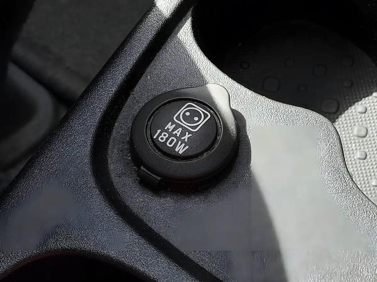 Used 2012 Fiat Panda Easy White - Interior and Exterior details 19