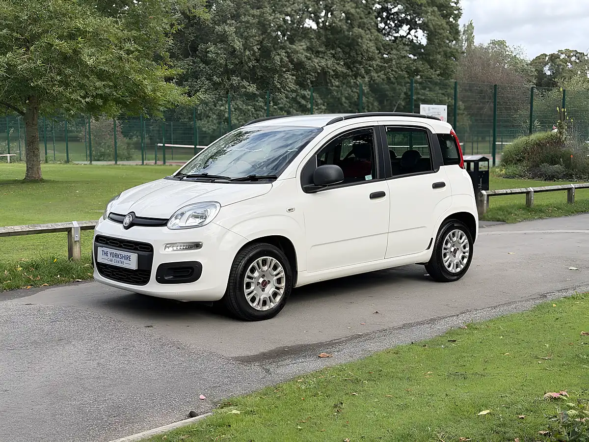 Used 2012 Fiat Panda Easy White - Interior and Exterior details 3