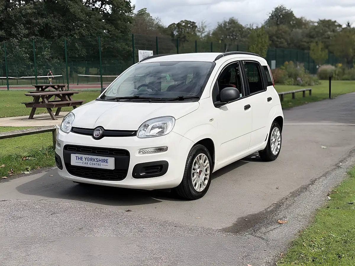 Used 2012 Fiat Panda Easy White - Interior and Exterior details 6
