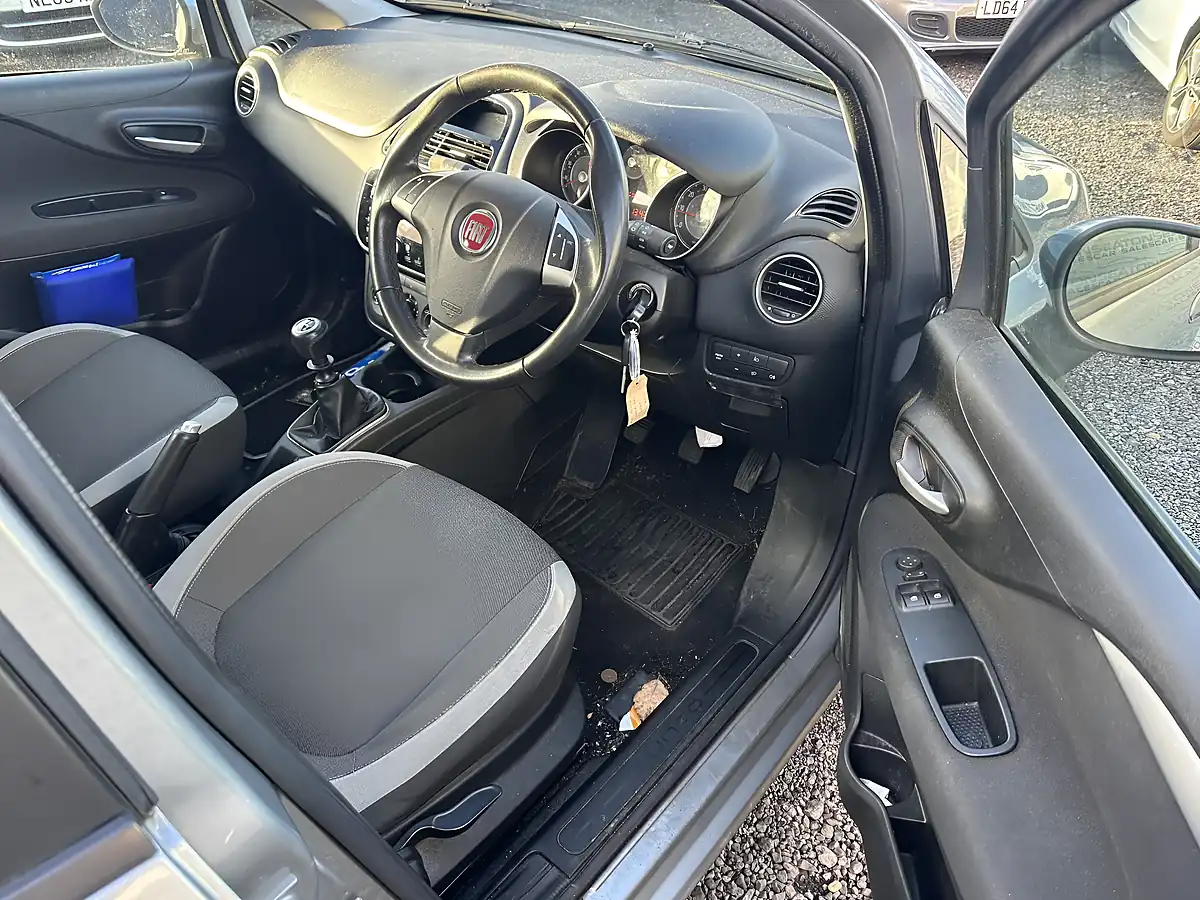 Used 2012 Fiat Punto Easy Grey - Interior and Exterior details 11