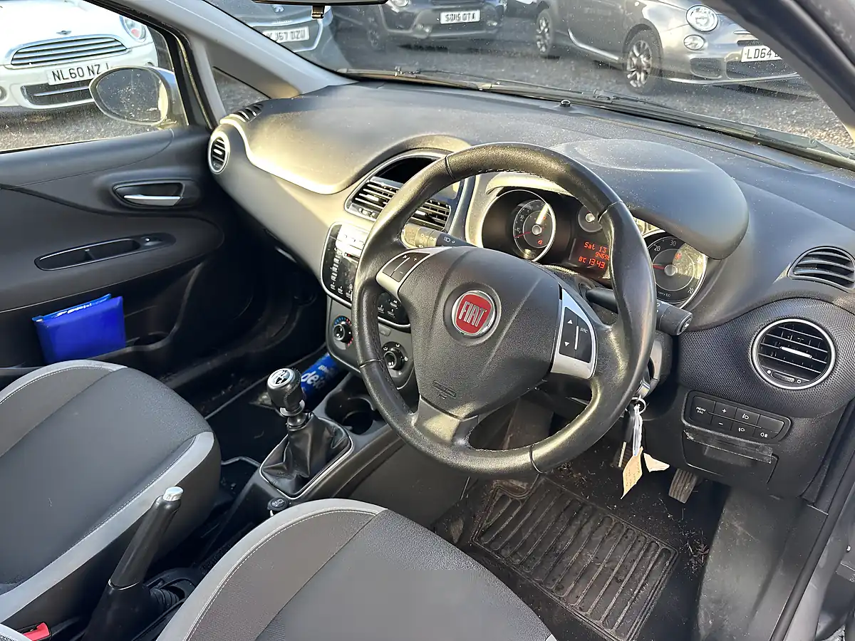 Used 2012 Fiat Punto Easy Grey - Interior and Exterior details 14