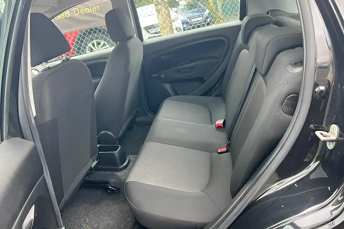 Used 2012 Fiat Punto Pop Black - Interior and Exterior details 17