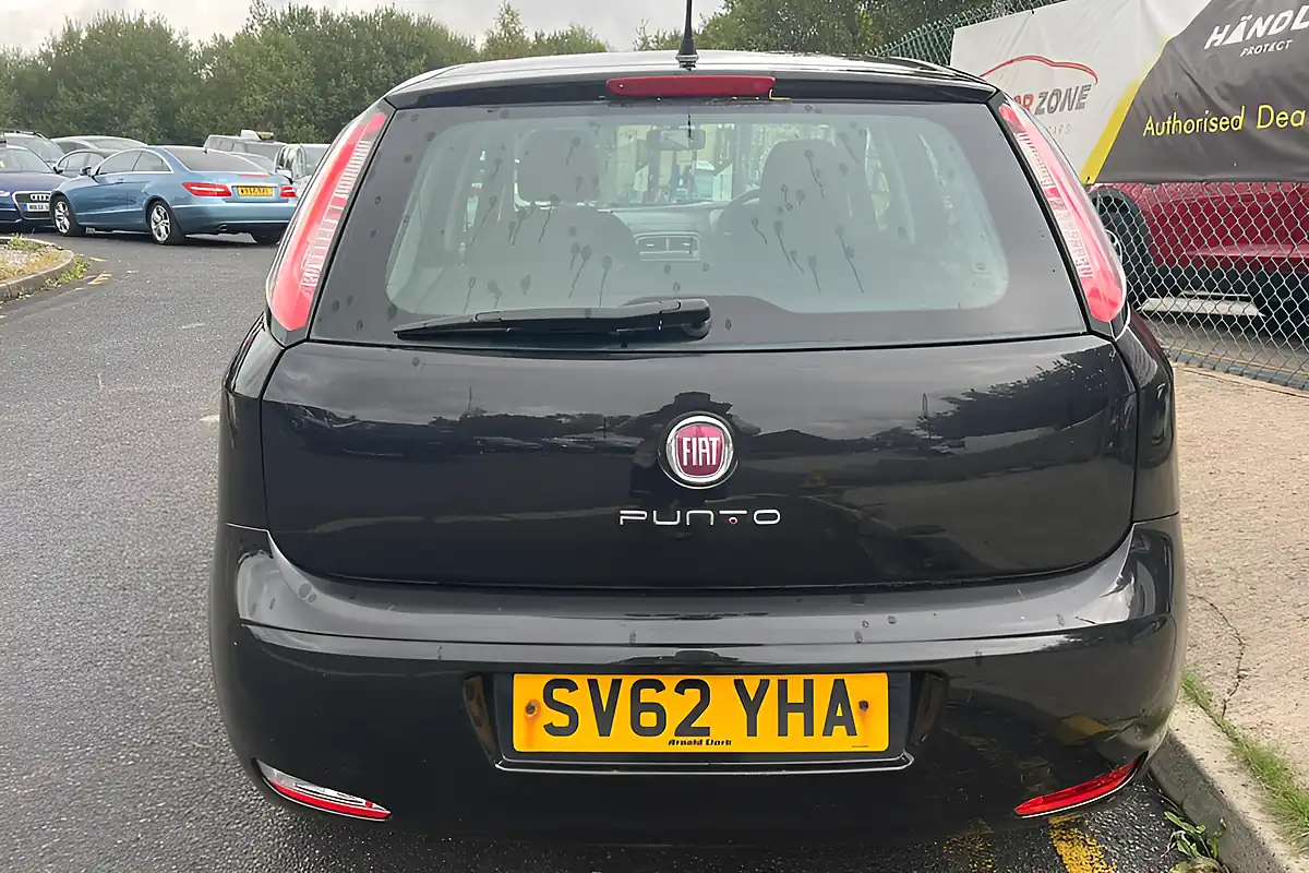 Used 2012 Fiat Punto Pop Black - Interior and Exterior details 9