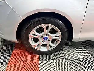 Used 2012 Ford B-Max Zetec Silver - Interior and Exterior details 13