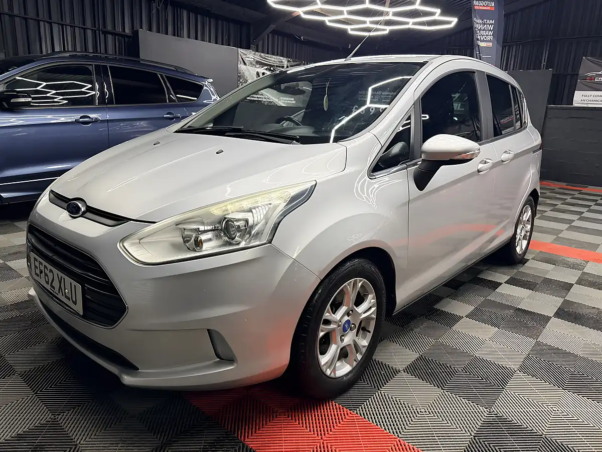 Used 2012 Ford B-Max Zetec Silver - Interior and Exterior details 3