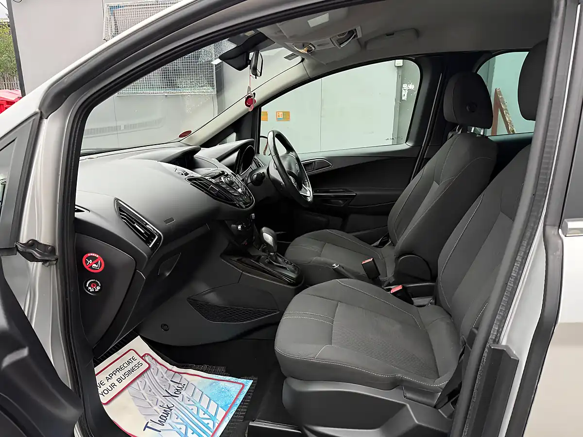 Used 2012 Ford B-Max Zetec Silver - Interior and Exterior details 12
