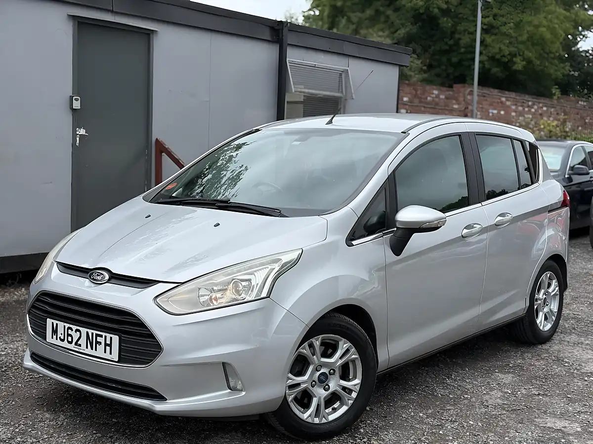 Used 2012 Ford B-Max Zetec Silver - Interior and Exterior details 3