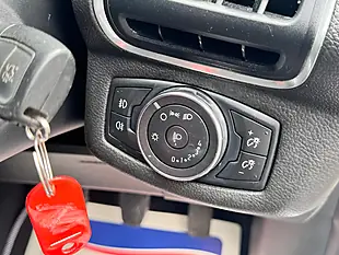 Used 2012 Ford B-Max Zetec White - Interior and Exterior details 11