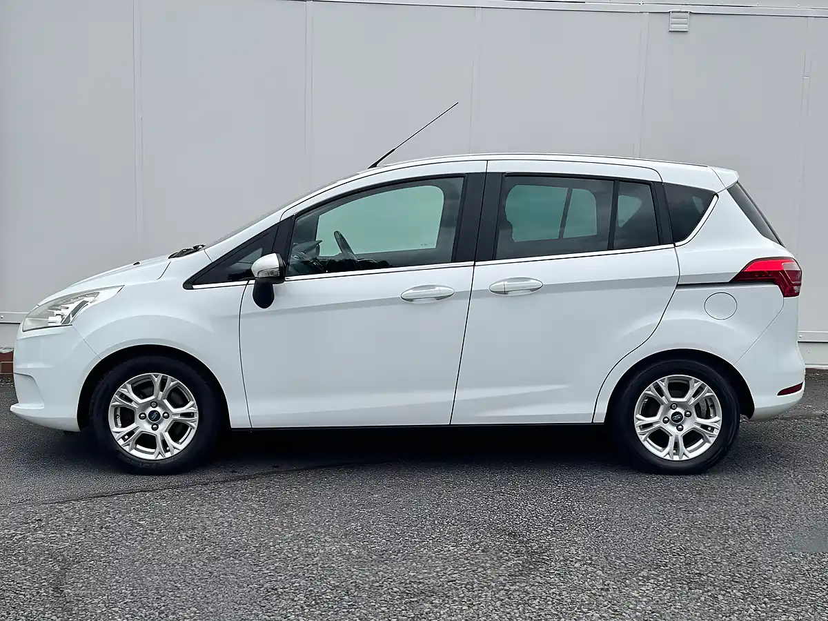 Used 2012 Ford B-Max Zetec White - Interior and Exterior details 16
