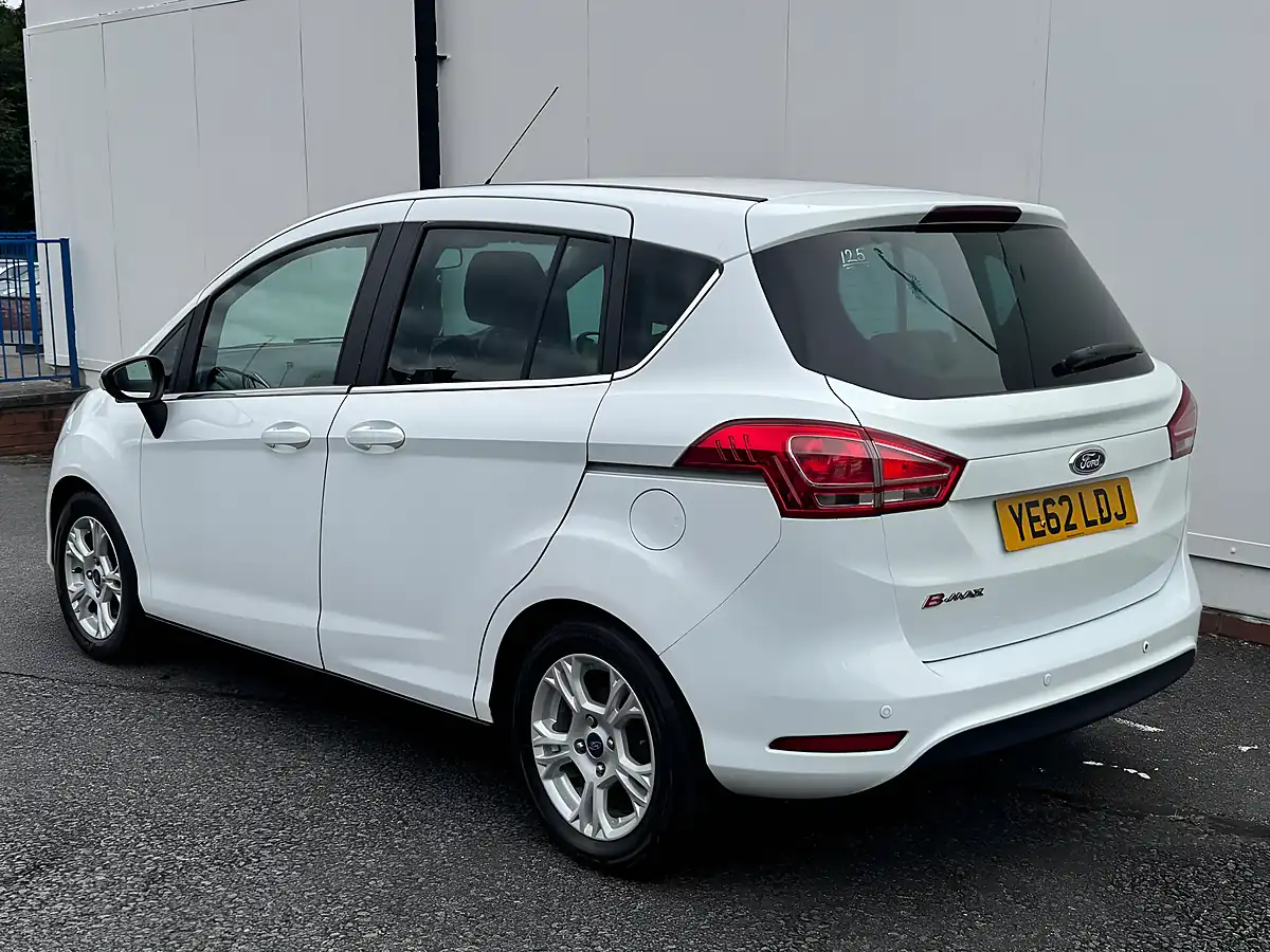 Used 2012 Ford B-Max Zetec White - Interior and Exterior details 17