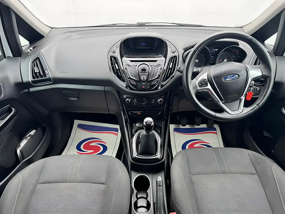 Used 2012 Ford B-Max Zetec White - Interior and Exterior details 2