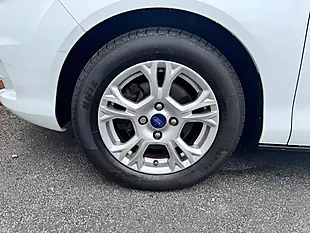 Used 2012 Ford B-Max Zetec White - Interior and Exterior details 20