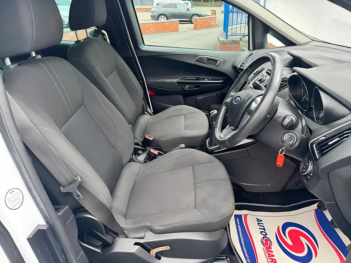 Used 2012 Ford B-Max Zetec White - Interior and Exterior details 3