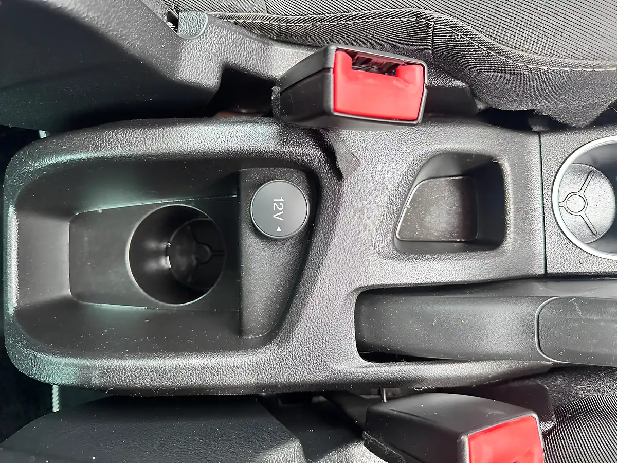 Used 2012 Ford B-Max Zetec White - Interior and Exterior details 8