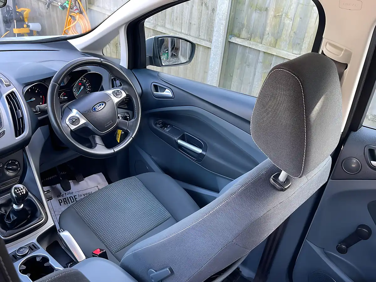 Used 2012 Ford C-Max Zetec Silver - Interior and Exterior details 5