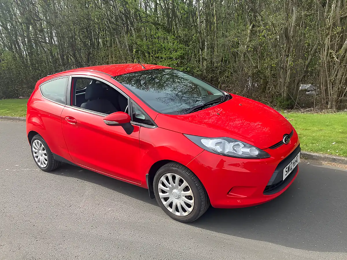 Used 2012 Ford Fiesta Edge Red - Front View