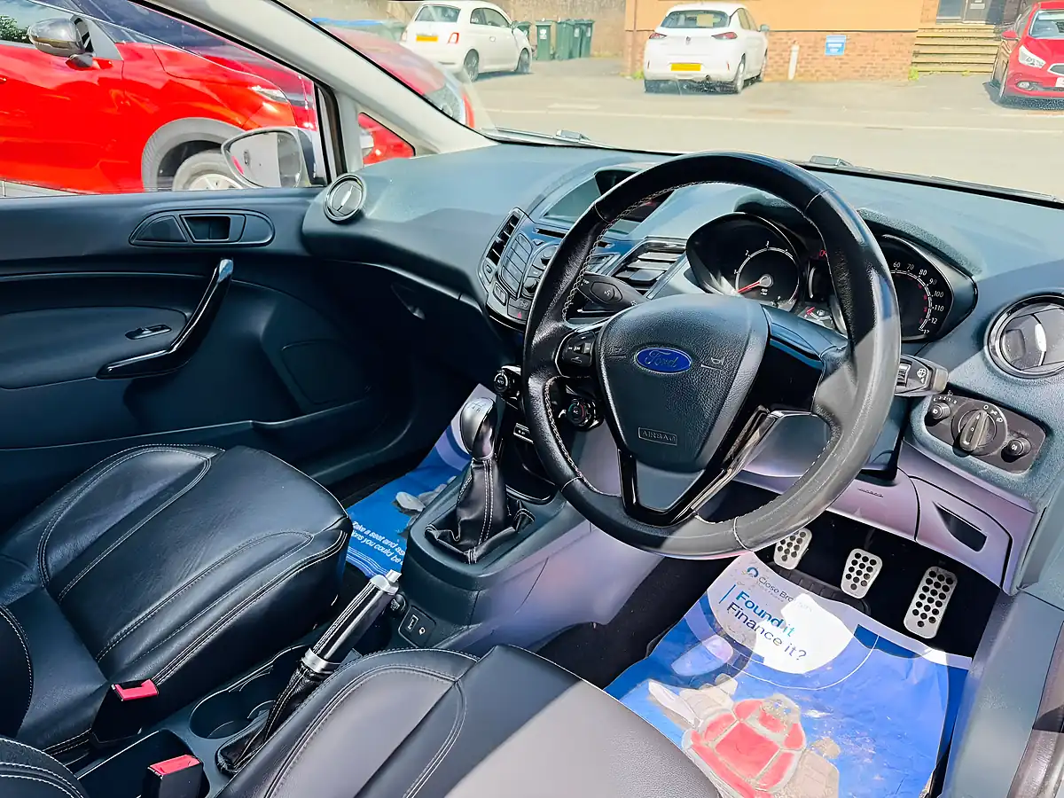 Used 2012 Ford Fiesta Metal White - Interior and Exterior details 5