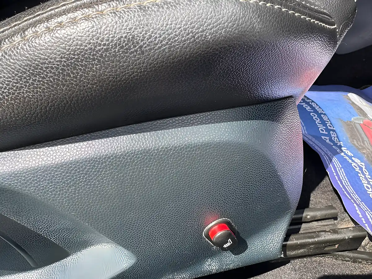 Used 2012 Ford Fiesta Metal White - Interior and Exterior details 8