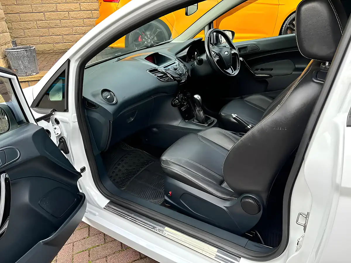 Used 2012 Ford Fiesta Metal White - Interior and Exterior details 12