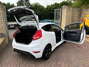 Used 2012 Ford Fiesta Metal White - Interior and Exterior details 19