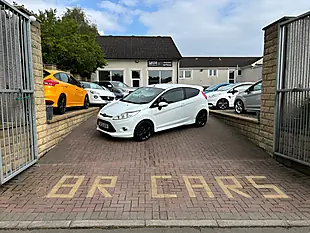 Used 2012 Ford Fiesta Metal White - Interior and Exterior details 3
