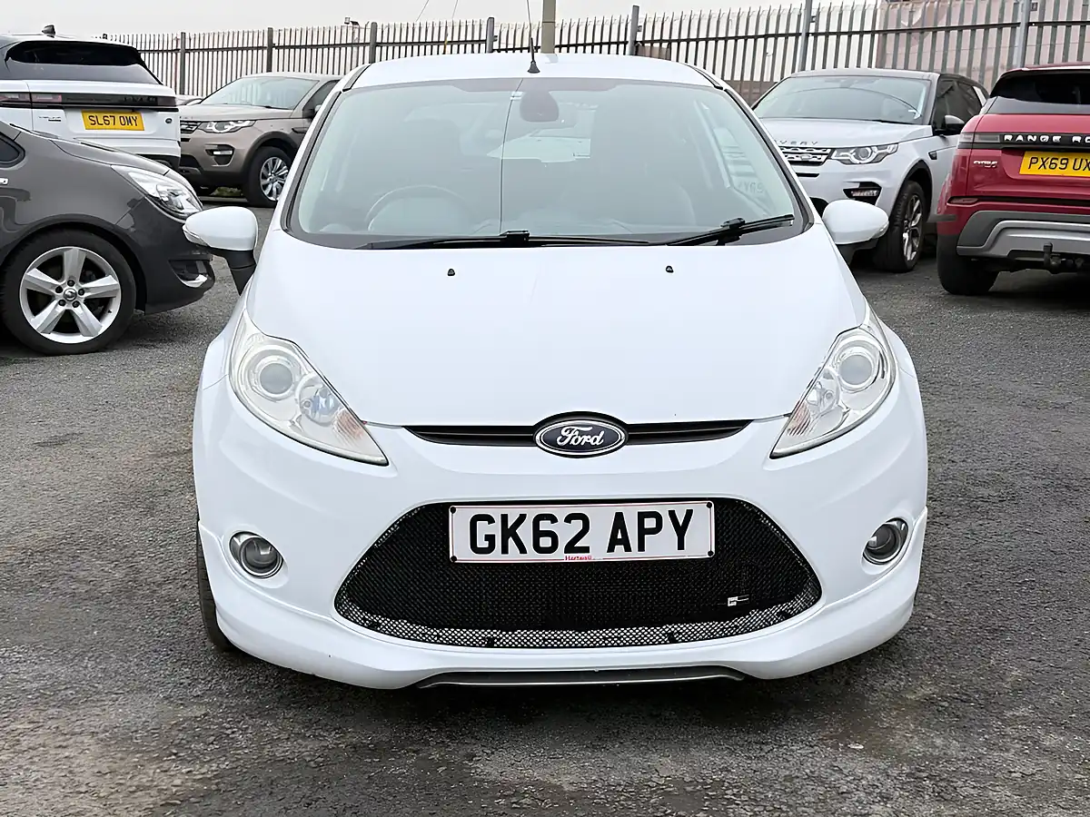 Used 2012 Ford Fiesta Metal White - Interior and Exterior details 2