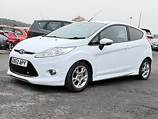 Used 2012 Ford Fiesta Metal White - Interior and Exterior details 3